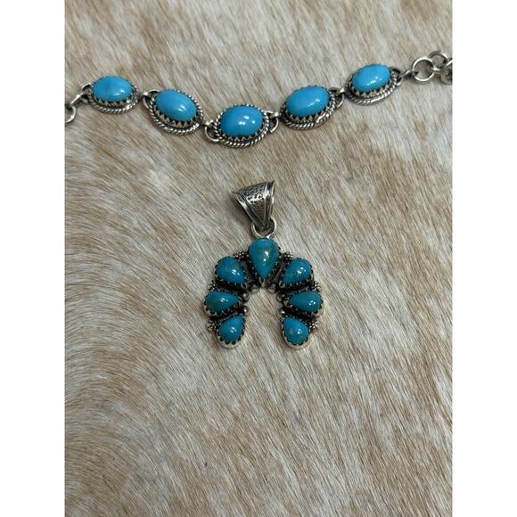 Native American SW Sterling Silver Blue Turquoise Naja Squash Blossom Pendant - Picture 3 of 7